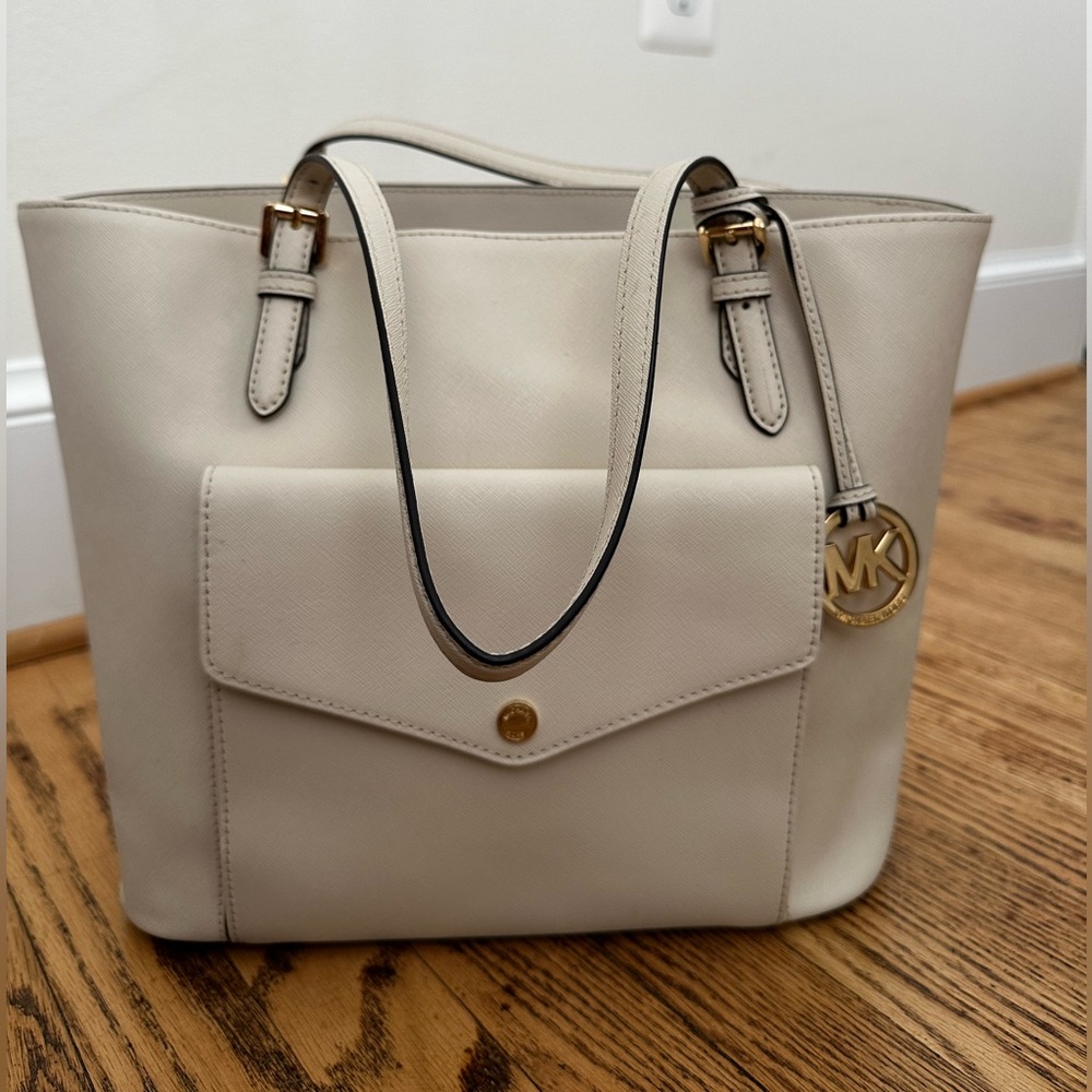 NWT Michael Kors Jet Set Large Saffiano Leather Tote Bag